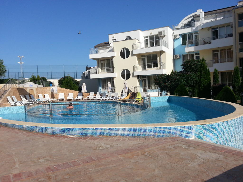 Menada Sunset Kosharitsa Apartments Dış mekan fotoğraf