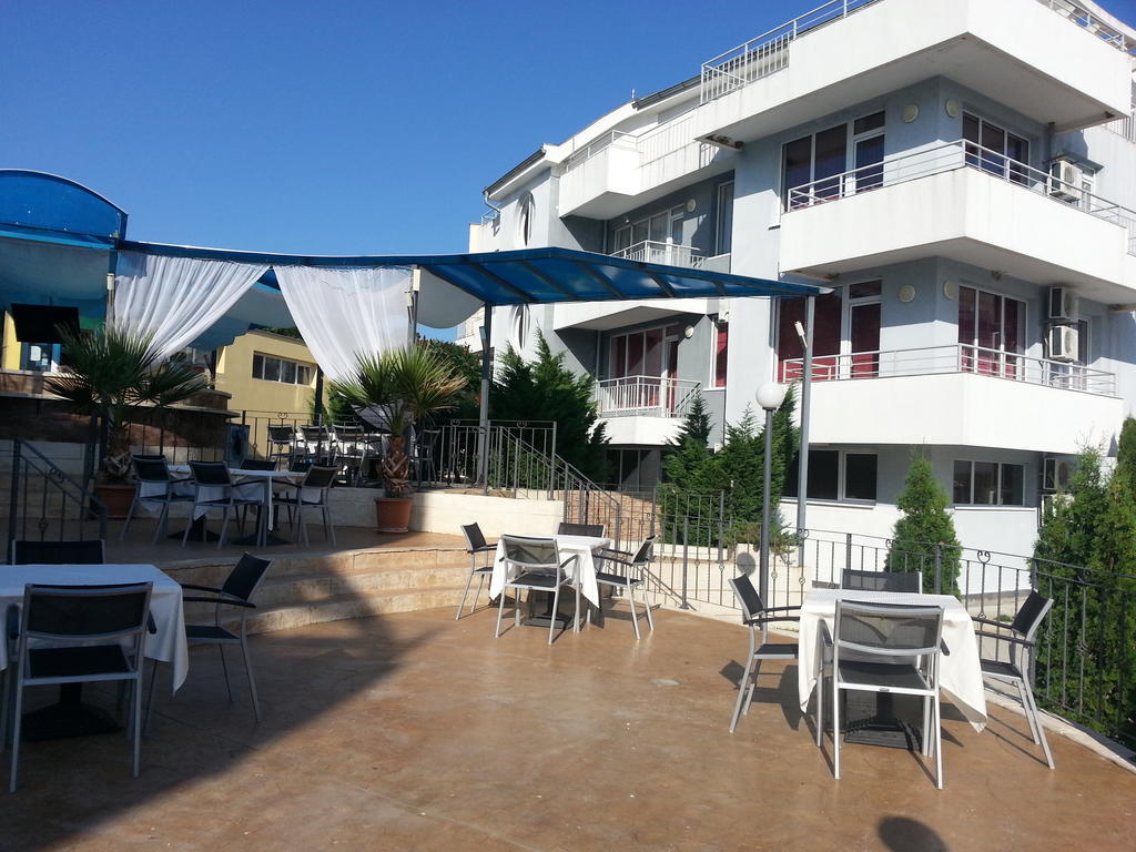Menada Sunset Kosharitsa Apartments Dış mekan fotoğraf