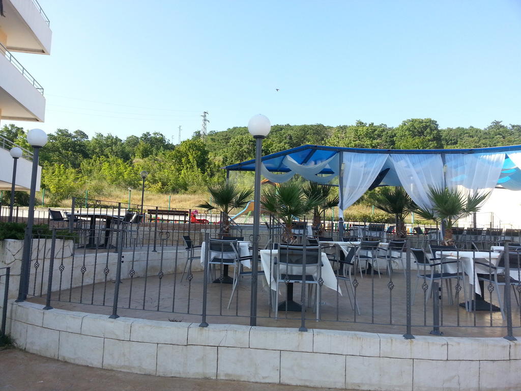 Menada Sunset Kosharitsa Apartments Dış mekan fotoğraf