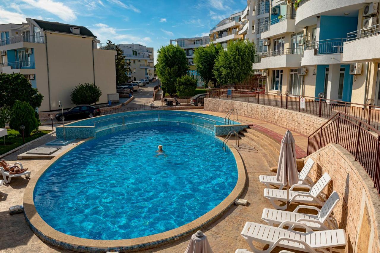 Menada Sunset Kosharitsa Apartments Dış mekan fotoğraf