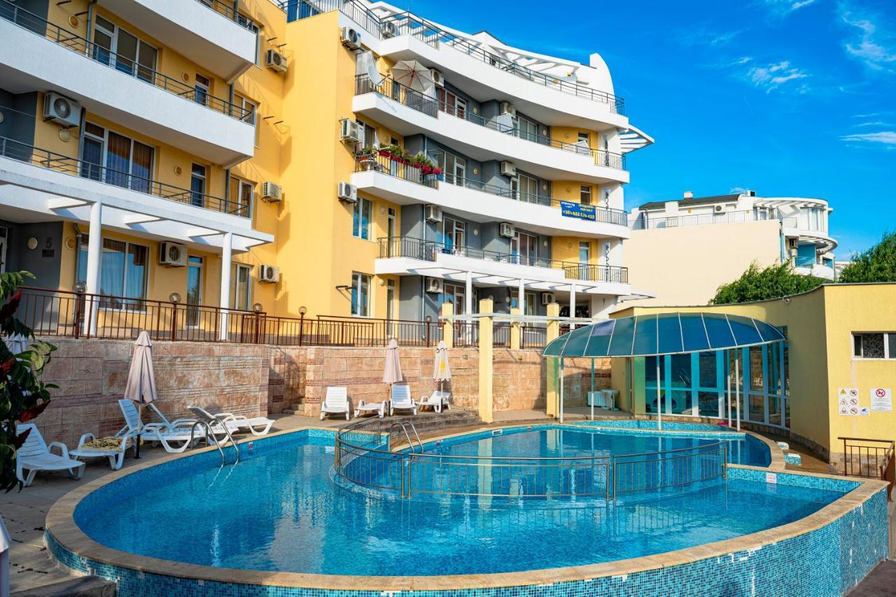 Menada Sunset Kosharitsa Apartments Dış mekan fotoğraf