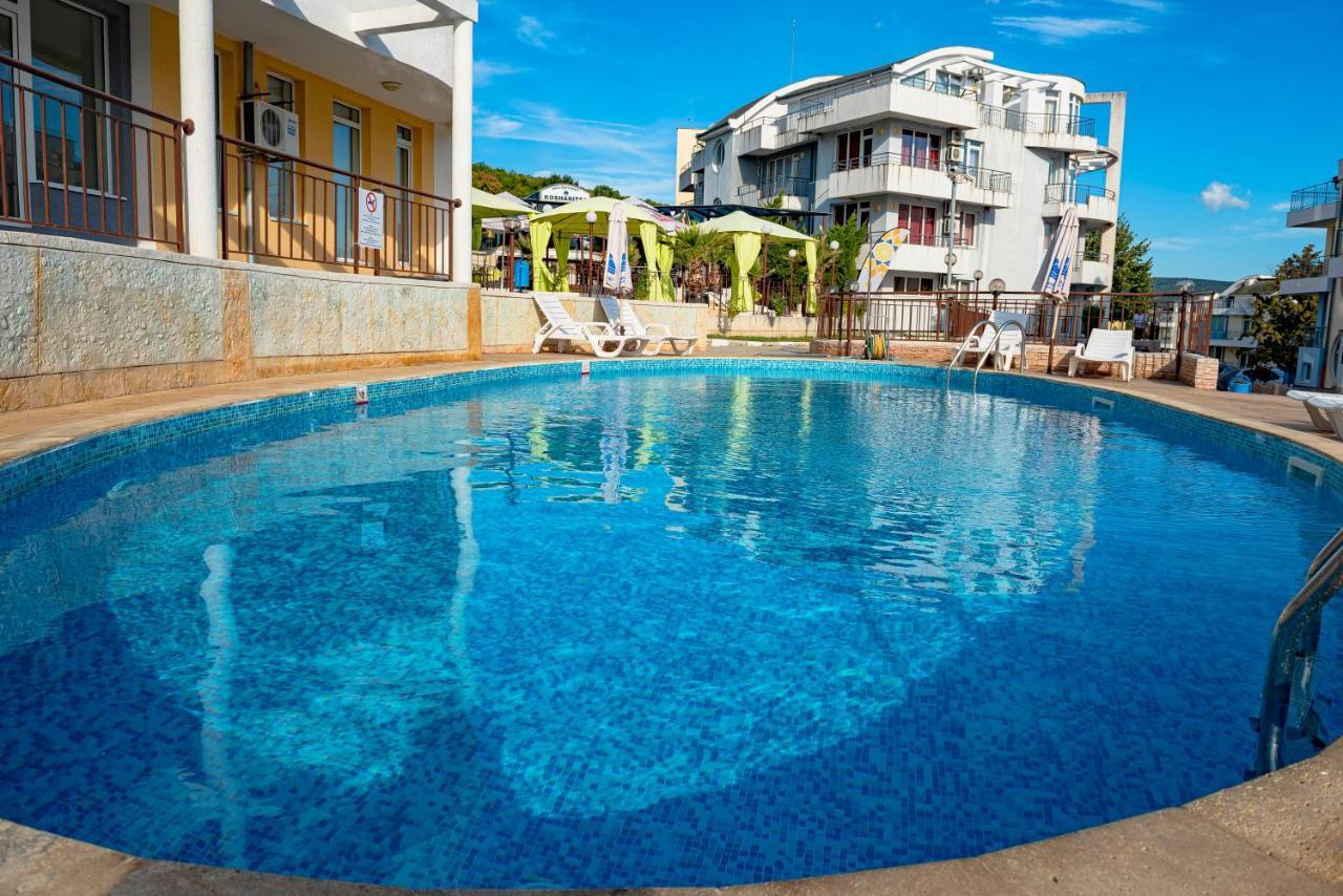 Menada Sunset Kosharitsa Apartments Dış mekan fotoğraf